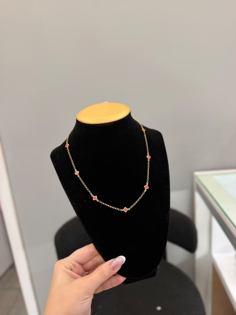 10k Red Flower Chain
