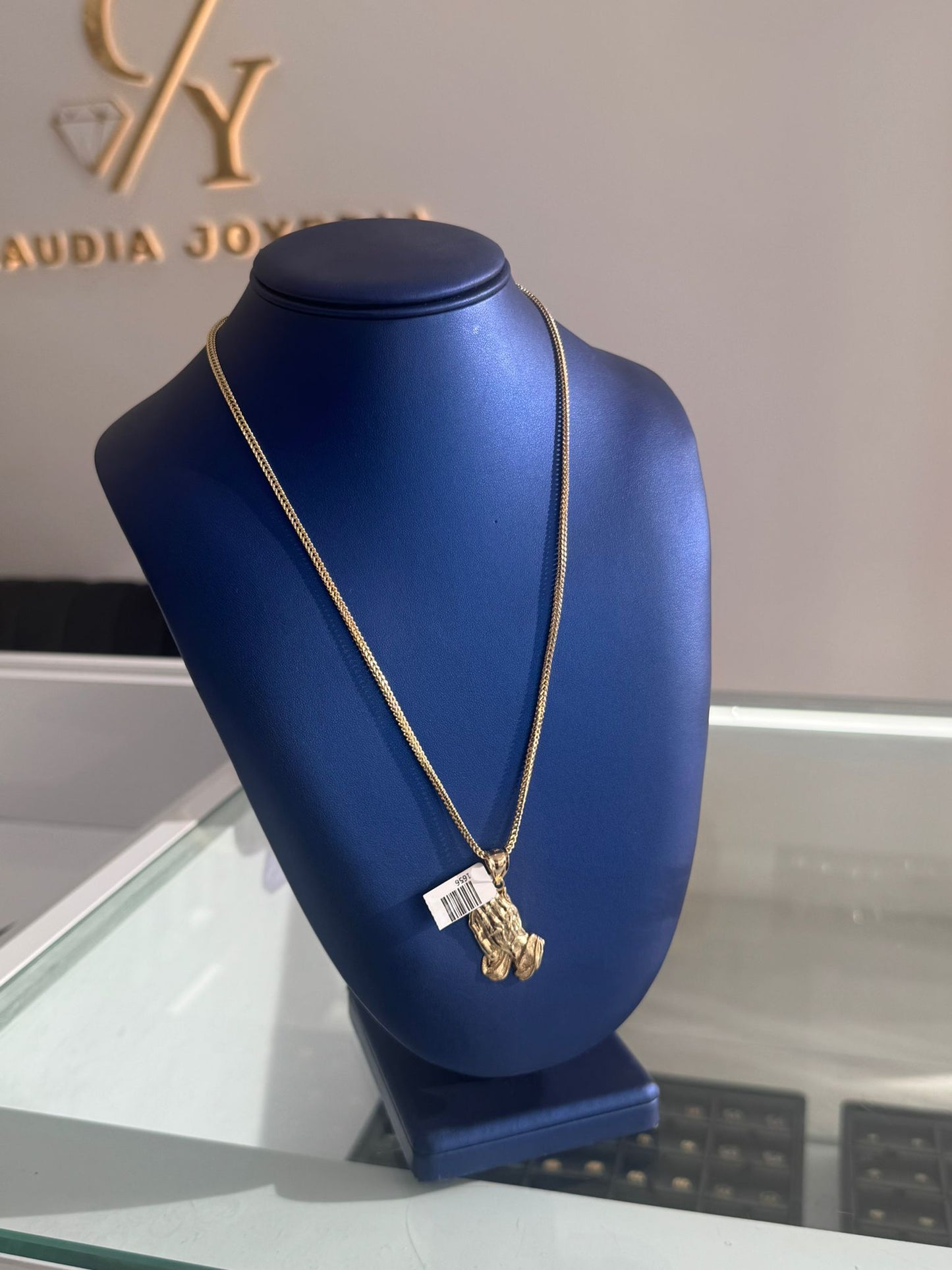 Chain Cut Franco 10k Charm Hands 10k