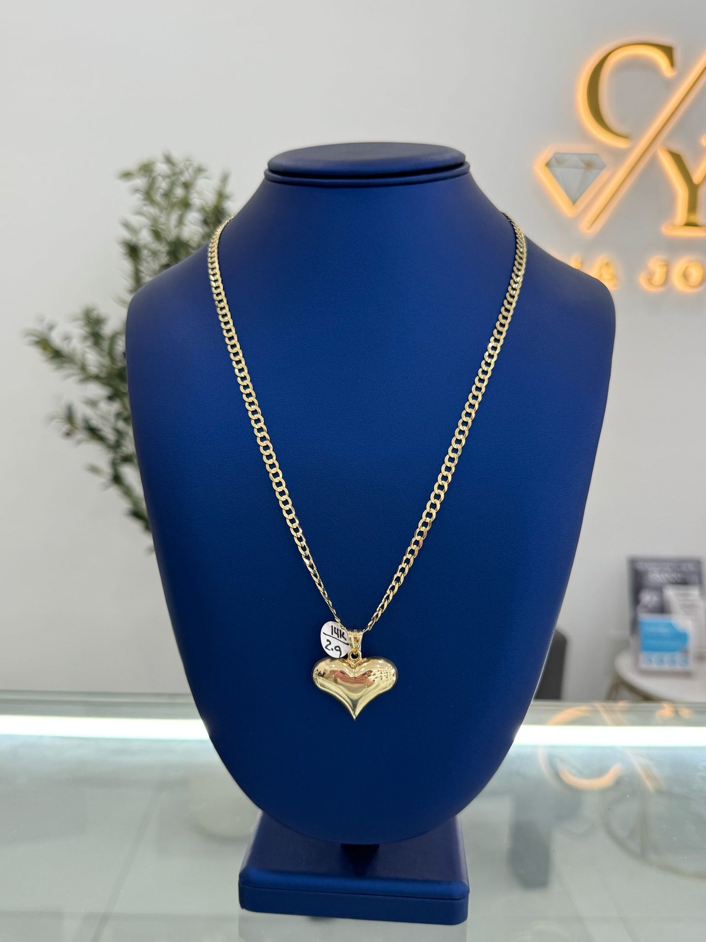 10k hammered chain heart pendant