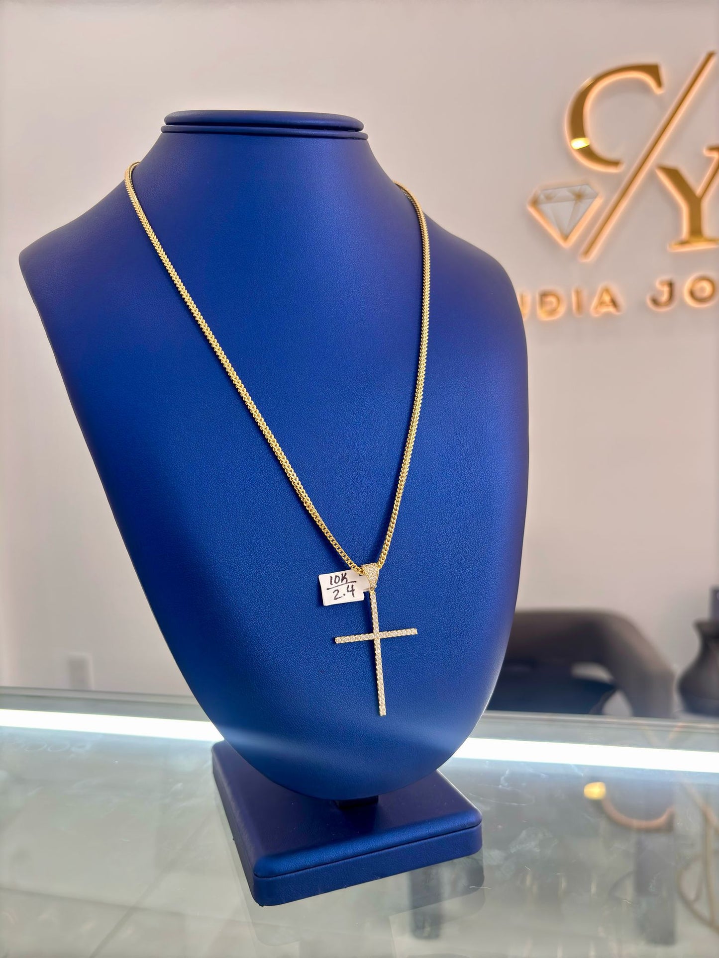 Franco chain with 10k cross pendant