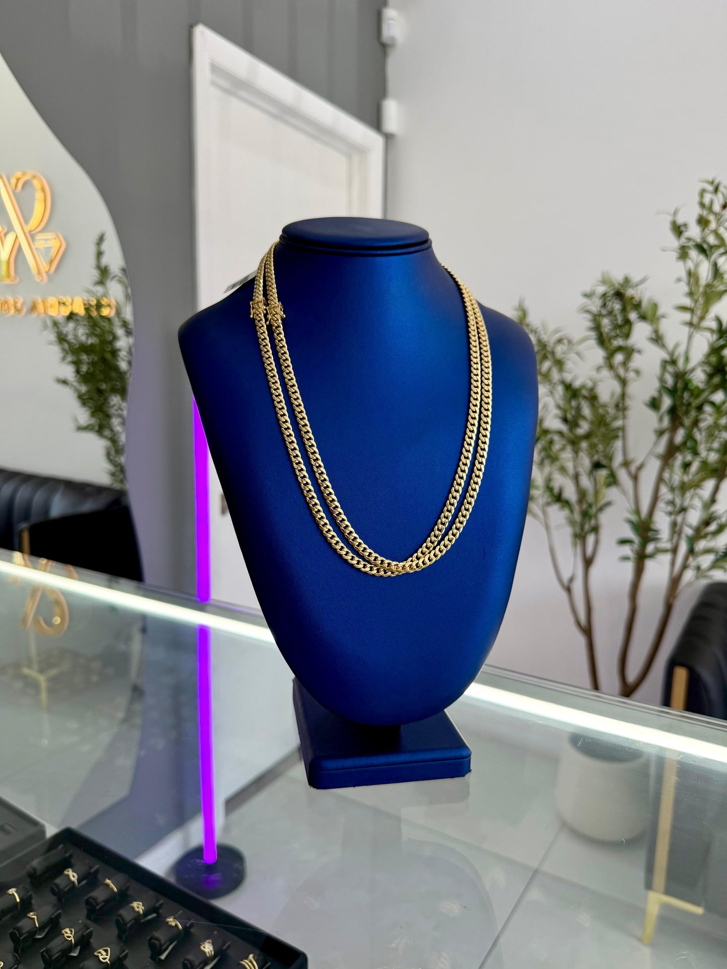 10k Cuban Link Chains