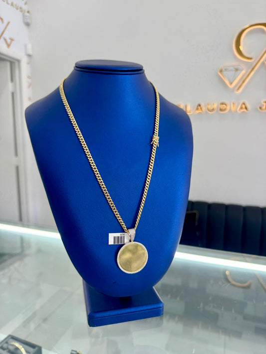 Cuban Chain and Personalized Pendant 10k
