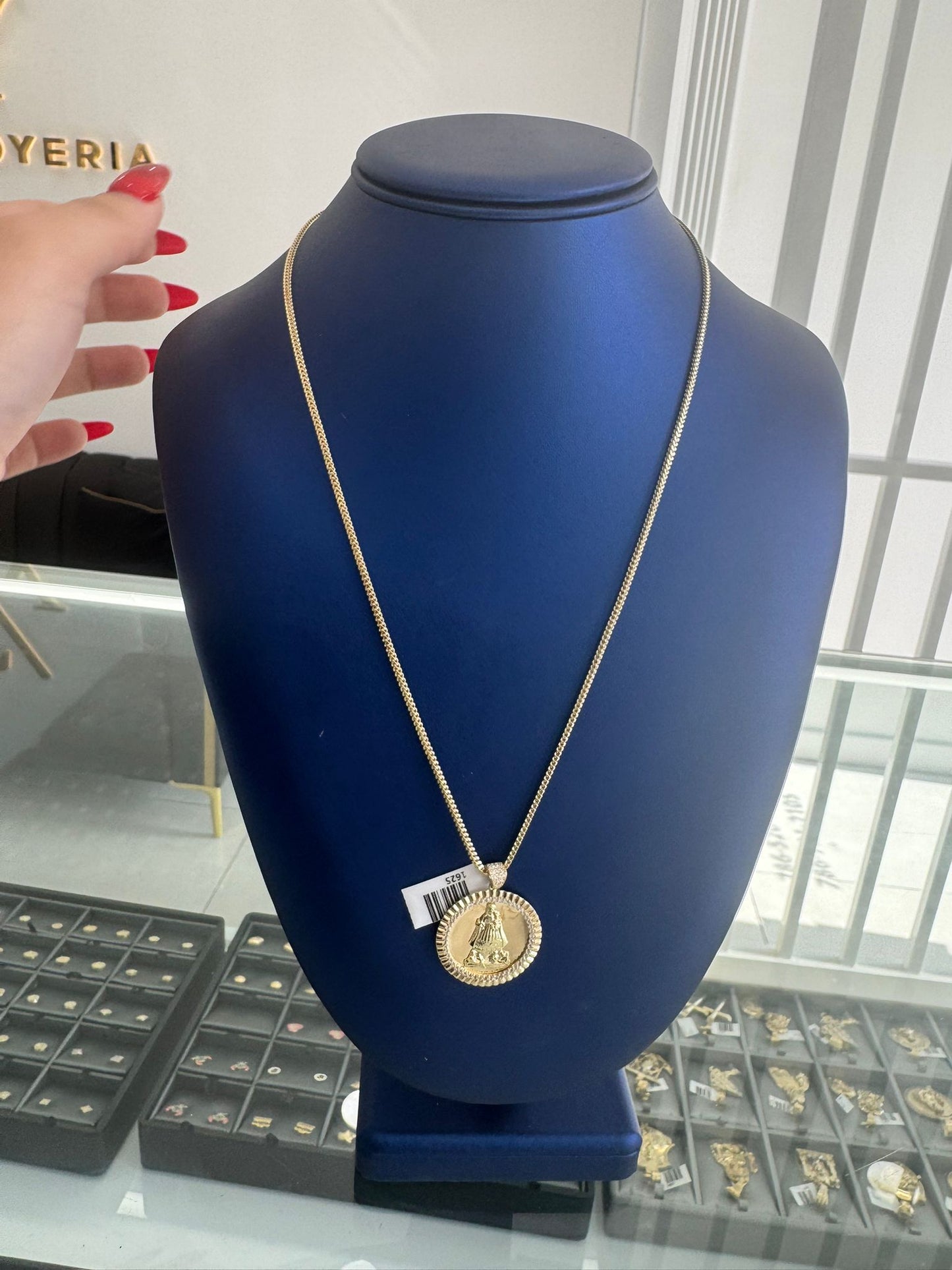 Franco chain with 10k pendant